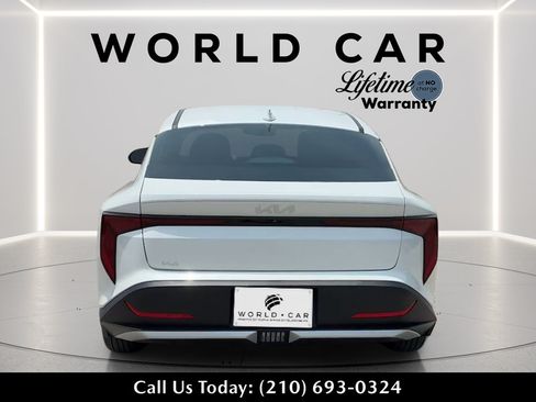 Used 2025 Kia K4 FWD image 4