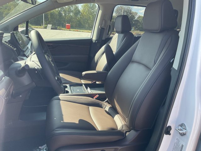 New 2027 Honda Odyssey Touring image 19