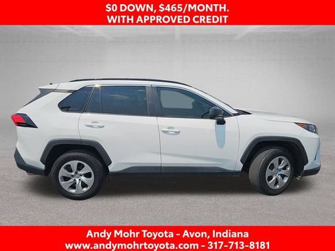 Used 2019 Toyota RAV4 LE FWD image 8