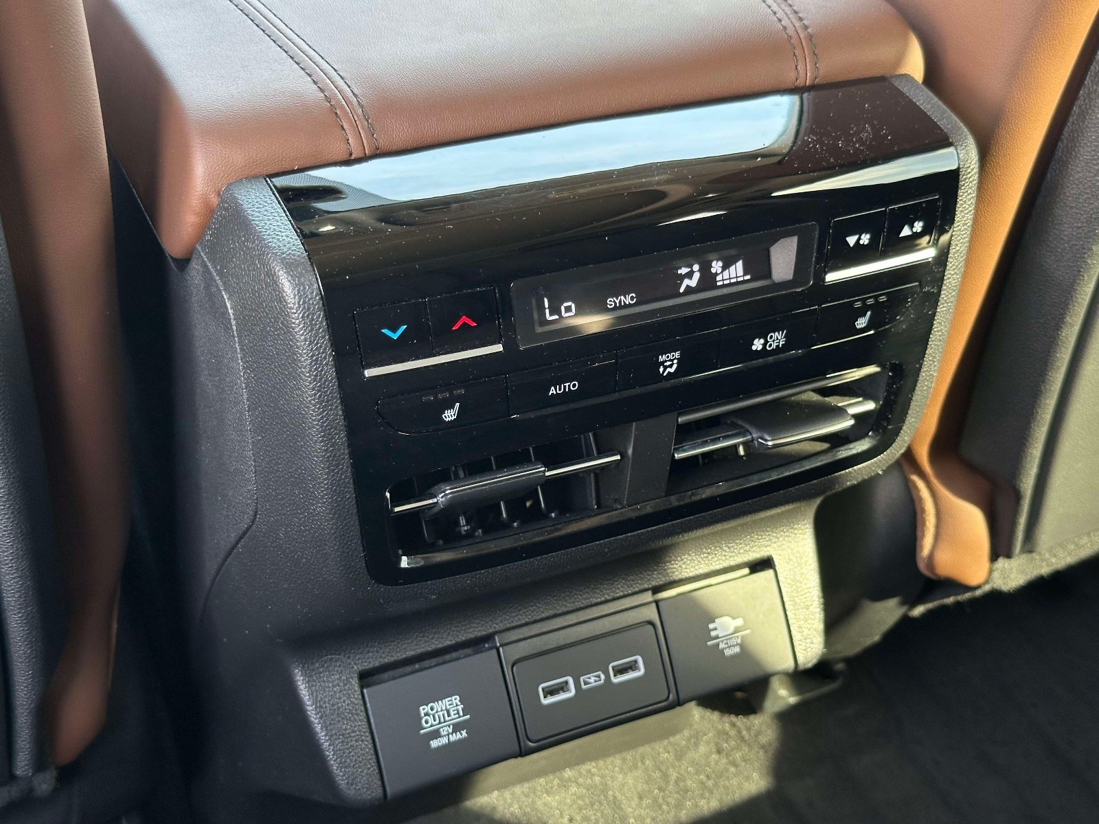 Used 2024 Acura MDX w/ Advance Package AWD/4WD image 15