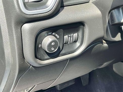 Used 2020 RAM 3500 Laramie image 30