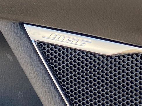 Used 2018 MAZDA CX-9 Touring w/ Touring Premium Package image 21