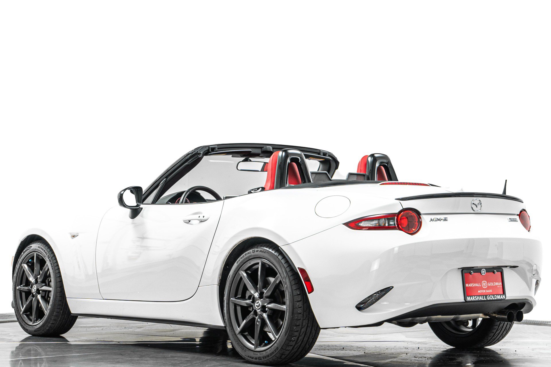 Used 2016 MAZDA MX-5 Miata Club RWD image 31