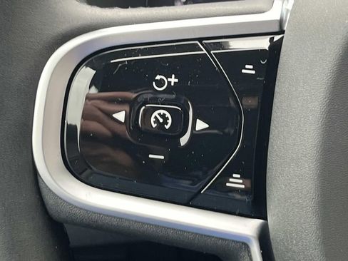 New 2026 Volvo XC90 T8 Plus image 27