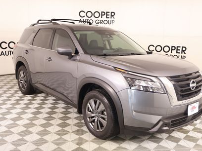 Used 2025 Nissan Pathfinder SV
