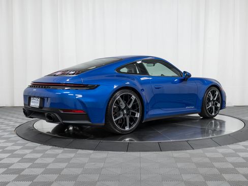 Used 2026 Porsche 911 Carrera T RWD image 7