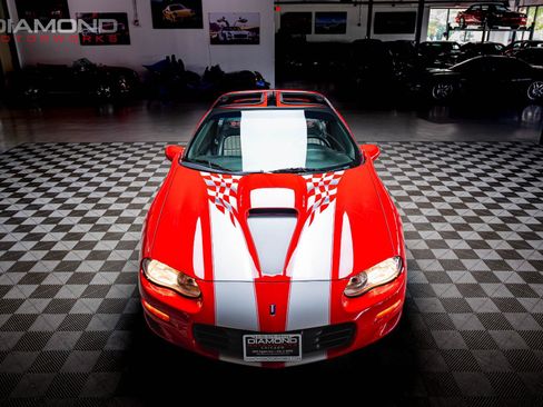 Used 2002 Chevrolet Camaro Z28 w/ SS Performance/Appearance Pkg RWD image 69