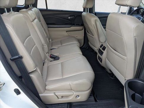 Used 2018 Honda Pilot EX-L image 18