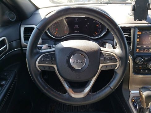 Used 2017 Jeep Grand Cherokee Limited w/ Trailer Tow Group IV image 19