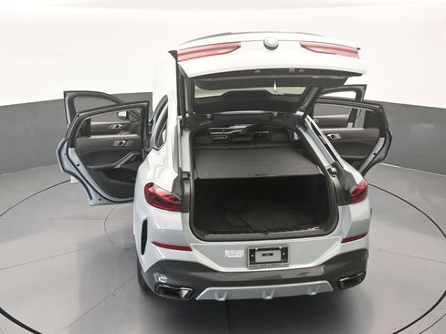 Used 2026 BMW X6 xDrive40i AWD/4WD image 76