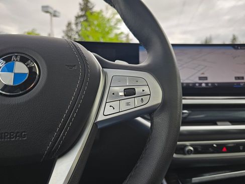 Used 2025 BMW X7 xDrive40i AWD/4WD image 33