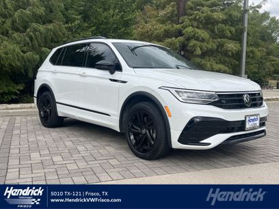 Certified 2024 Volkswagen Tiguan SE R-Line