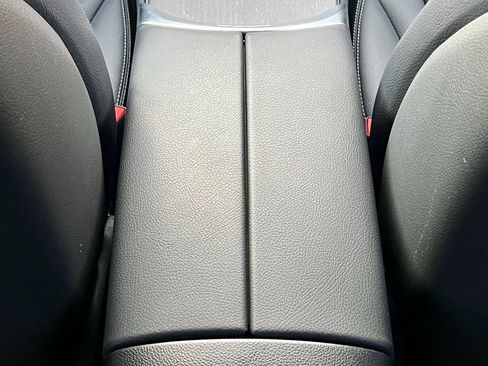 Certified 2022 Mercedes-Benz GLC 300 GLC 300 image 27