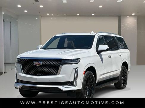 Used 2021 Cadillac Escalade Premium Luxury w/ LPO, Illumination Package AWD/4WD image 1