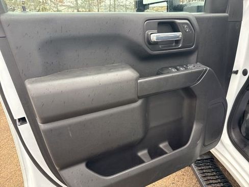Used 2021 Chevrolet Silverado 2500 Custom w/ Custom Value Package image 19