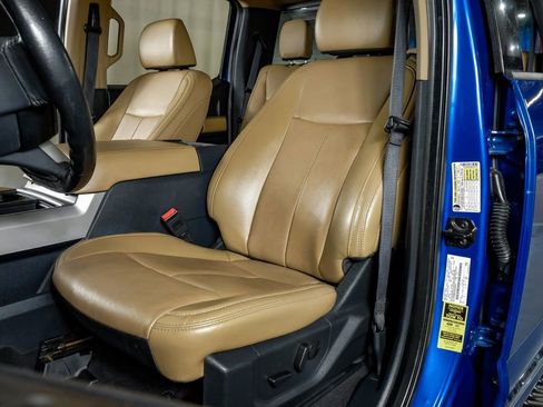 Used 2022 Ford F250 Lariat w/ Chrome Package image 29