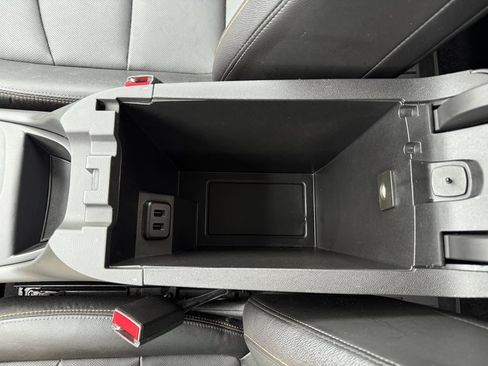 Used 2021 Chevrolet Equinox Premier AWD/4WD image 32