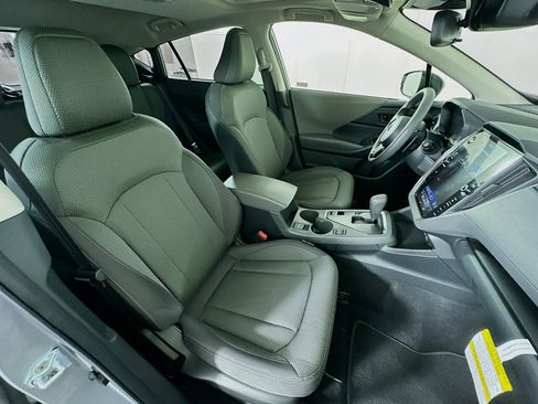 Used 2024 Subaru Crosstrek 2.0i Premium image 29