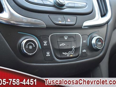 Used 2023 Chevrolet Equinox LT image 34