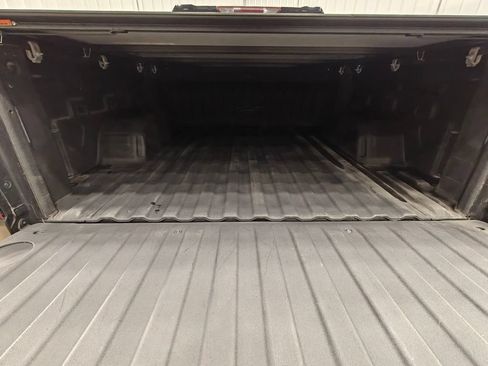Used 2020 Chevrolet Silverado 1500 Custom w/ Custom Value Package RWD image 22