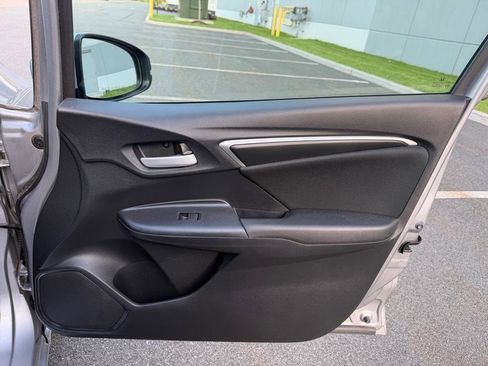 Used 2018 Honda Fit LX image 13