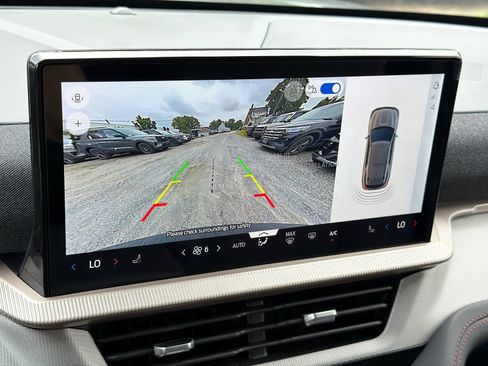 New 2026 Ford Explorer Active AWD/4WD image 24
