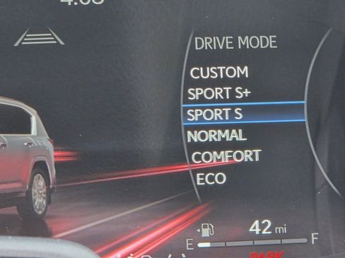 New 2026 Lexus LX 700h Luxury AWD/4WD image 22