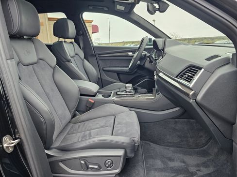 Certified 2025 Audi SQ5 Premium Plus w/ Premium Plus Package image 16