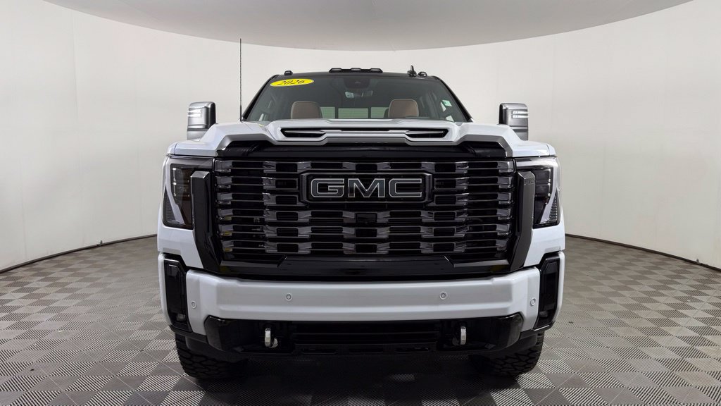 Used 2026 GMC Sierra 2500 Denali Ultimate w/ LPO, Black Badging Package AWD/4WD image 2