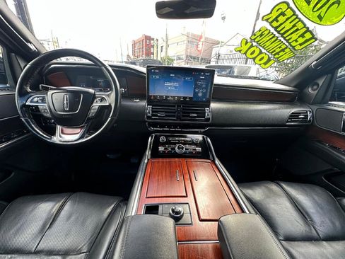 Used 2023 Lincoln Navigator L Reserve AWD/4WD image 10