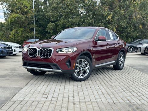 Used 2025 BMW X4 xDrive30i image 1