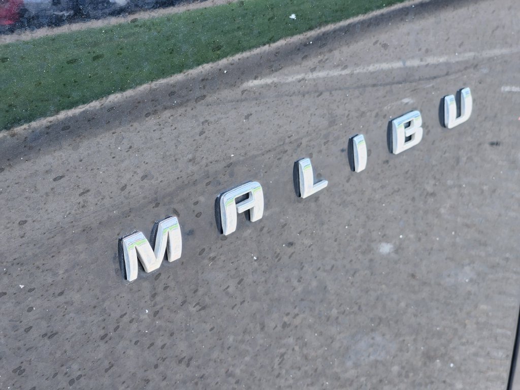 Used 2024 Chevrolet Malibu LT FWD image 17