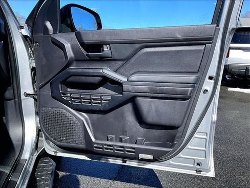 Used 2025 Toyota 4Runner SR5 image 12