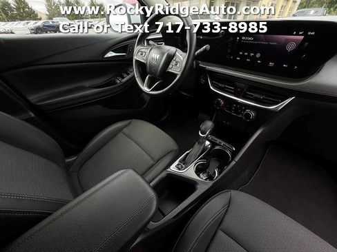Used 2025 Buick Encore GX Preferred w/ Comfort Package image 12