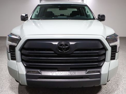 Used 2024 Toyota Tundra SR5 w/ SR5 Premium Package image 4