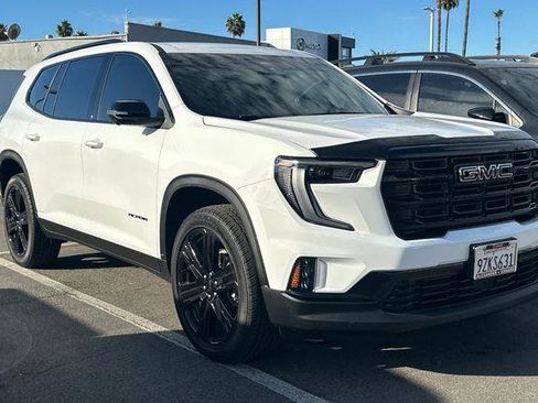Used 2026 GMC Acadia Elevation w/ Black Edition FWD image 2