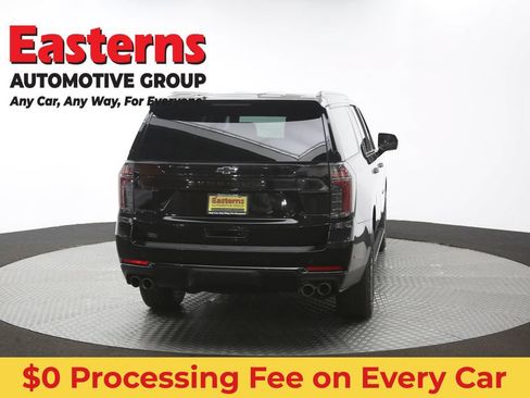 Used 2025 Chevrolet Suburban Z71 AWD/4WD image 41
