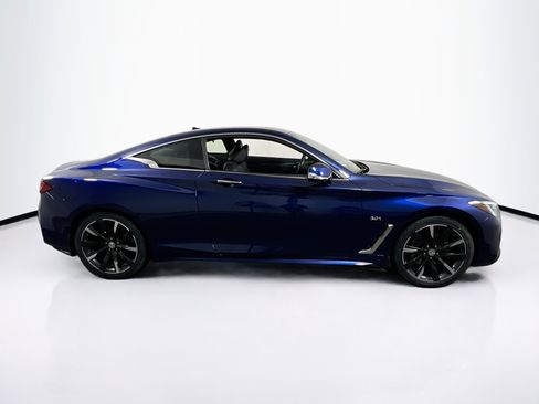 Used 2019 INFINITI Q60 3.0t Luxe w/ Essential Package image 4