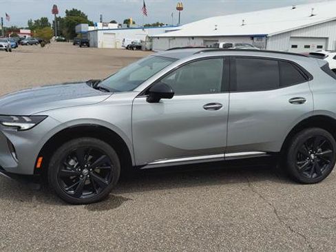 Used 2023 Buick Envision Preferred w/ Sport Touring Package AWD/4WD image 5