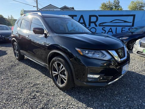 Used 2017 Nissan Rogue SL w/ SL Premium Package AWD/4WD image 1