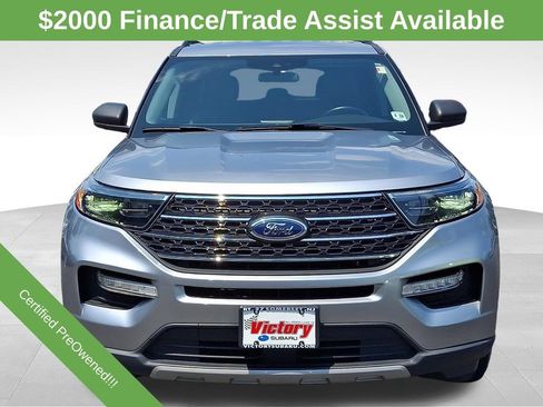 Used 2023 Ford Explorer XLT w/ Equipment Group 202A AWD/4WD image 2
