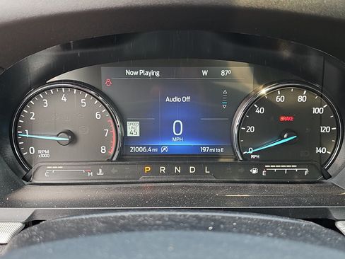 Used 2023 Ford Explorer XLT w/ Equipment Group 202A AWD/4WD image 15