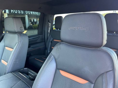 Used 2025 GMC Sierra 2500 AT4 AWD/4WD image 13