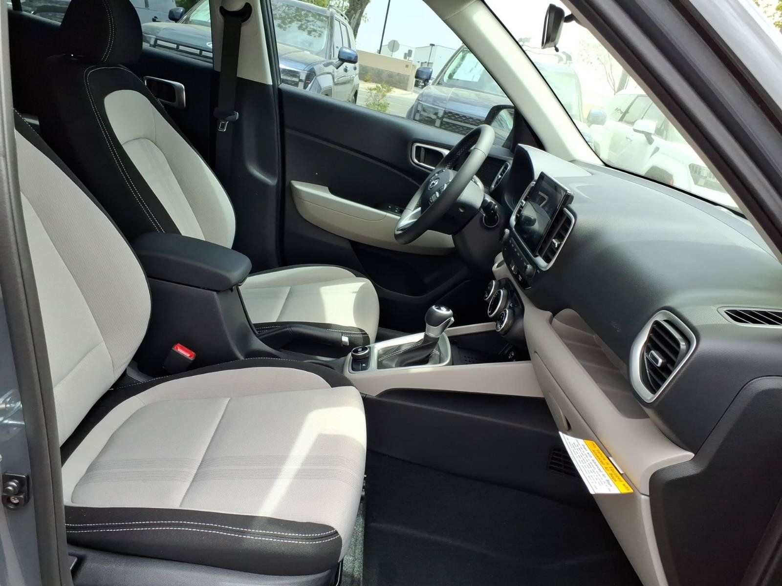 New 2026 Hyundai Venue SEL FWD image 7