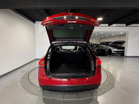 Used 2018 Tesla Model X 75D AWD/4WD image 18