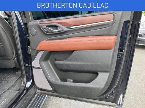 Certified 2023 GMC Yukon XL Denali Ultimate AWD/4WD image 15