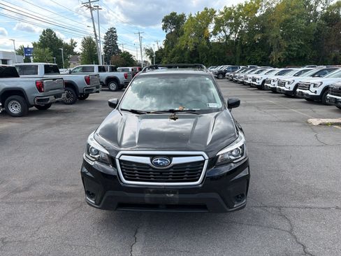 Used 2020 Subaru Forester Premium AWD/4WD image 12