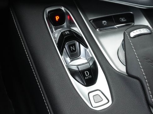 Used 2024 Chevrolet Corvette Stingray Preferred Cpe w/ Z51 Performance Package image 27