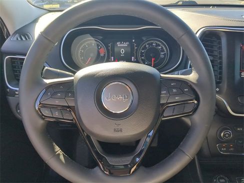 Used 2021 Jeep Cherokee Latitude Plus image 31