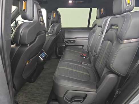 Used 2024 Rivian R1S Adventure AWD/4WD image 21